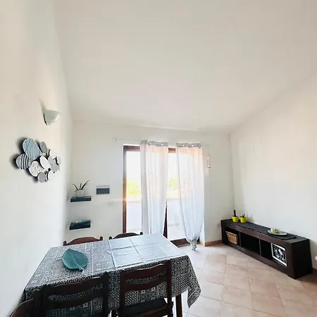 Domo Ulisse Apartment Tanaunella